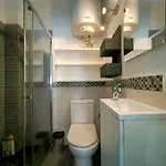 Coastal Getaway דירה *